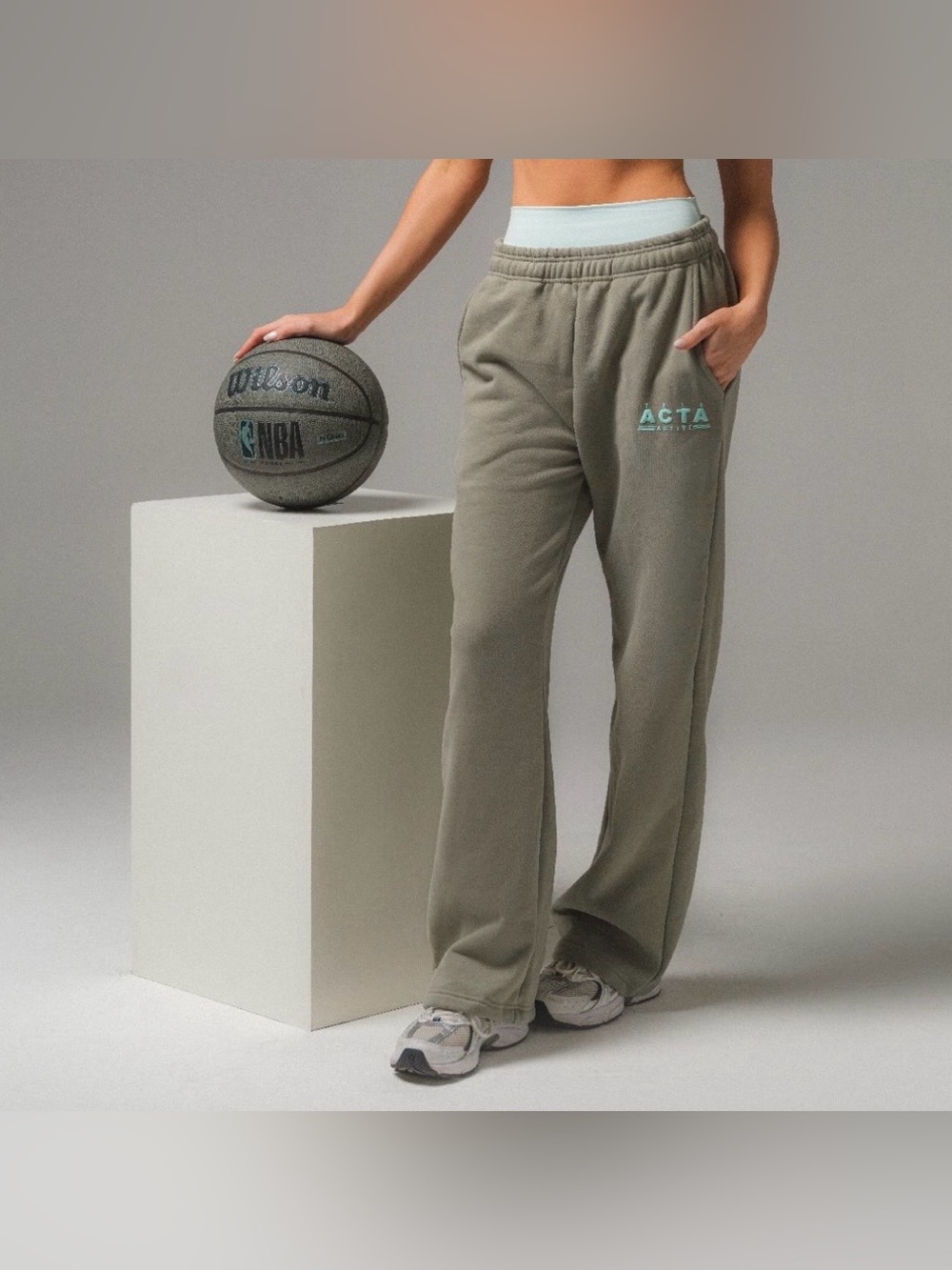 ACTA Sage Straight Leg Sweatpants